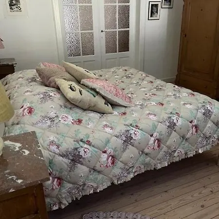 Agnes オステンド