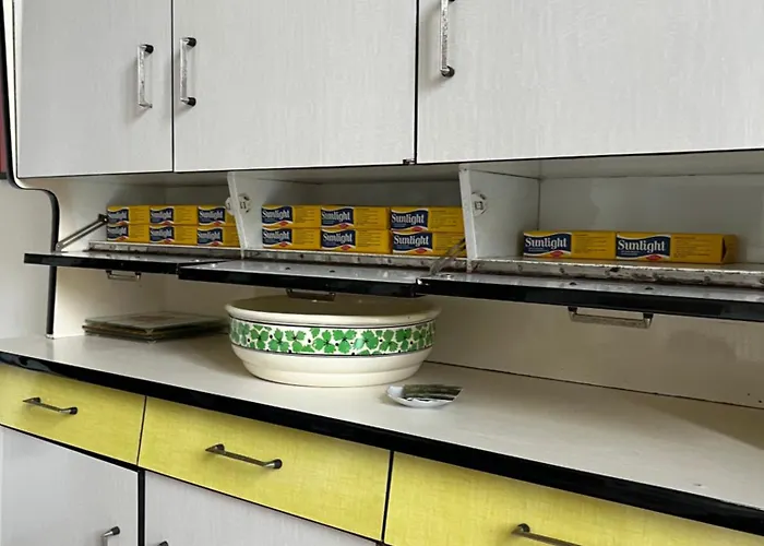 Agnes אוסטנדה